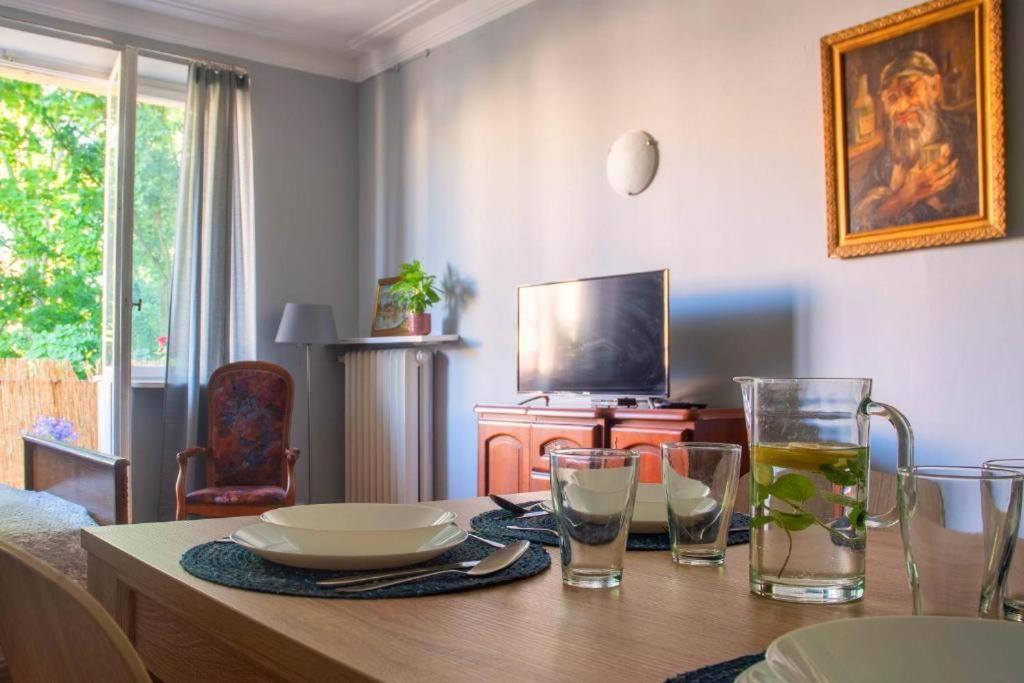 Retro Apartament Apartment Лодз Екстериор снимка